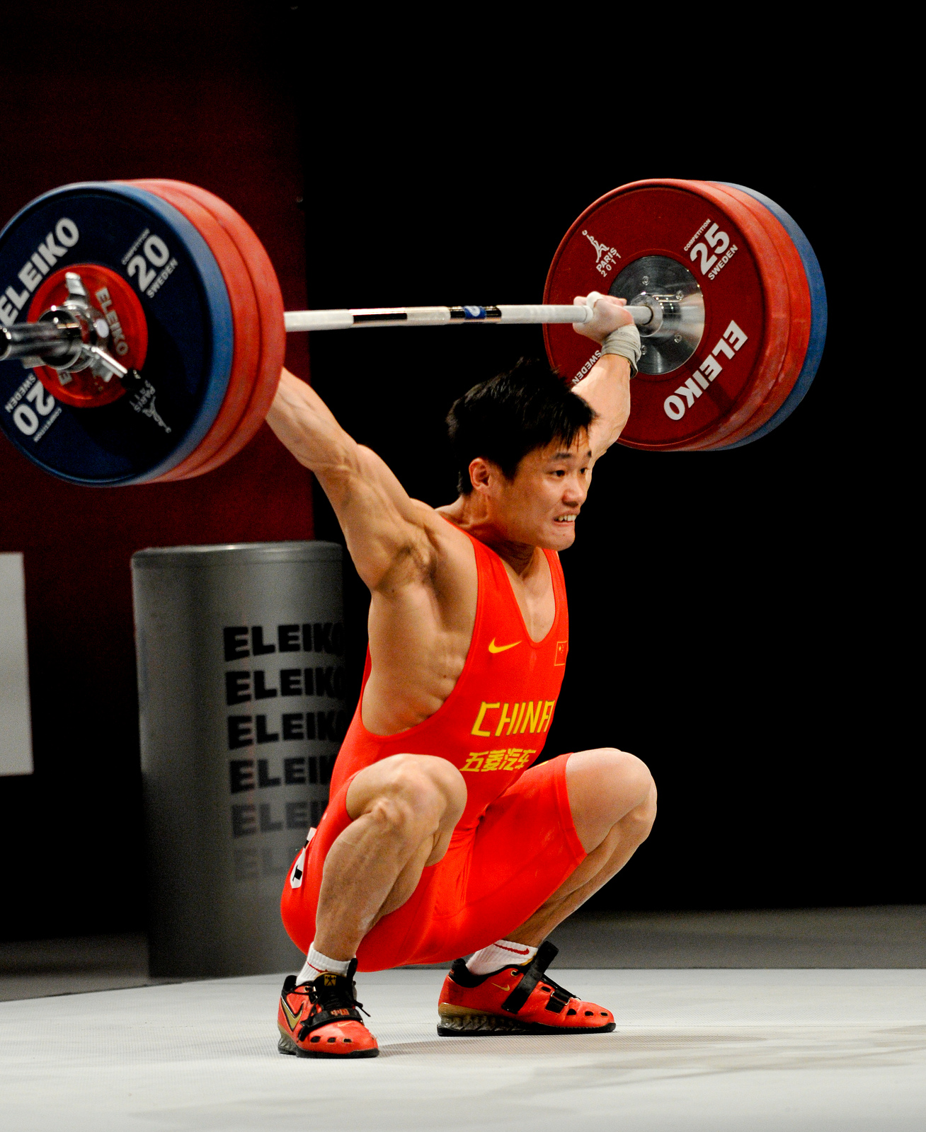 Breaking Down Weightlifting Movements: The Snatch